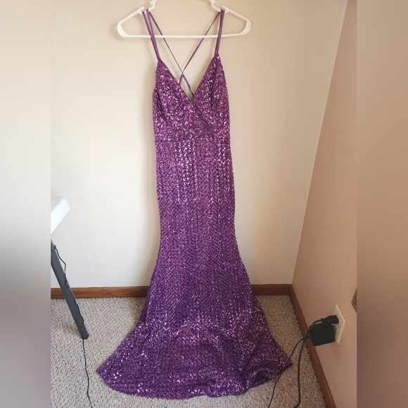 Maniju Dresses & Skirts - Maniju Women's Purple Sequin Formal Dress Size S.